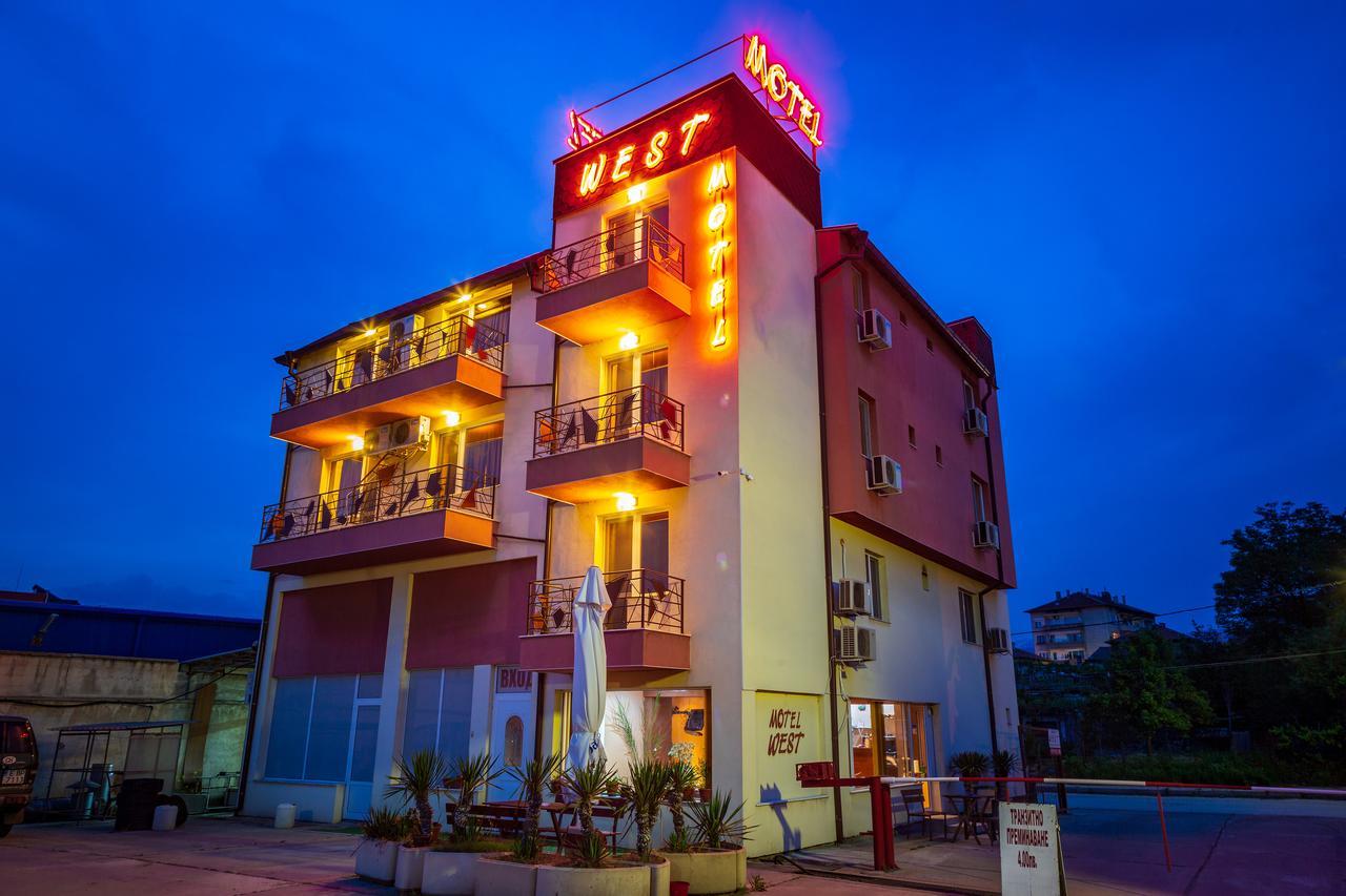 Hotel West Blagoevgrad Exteriör bild